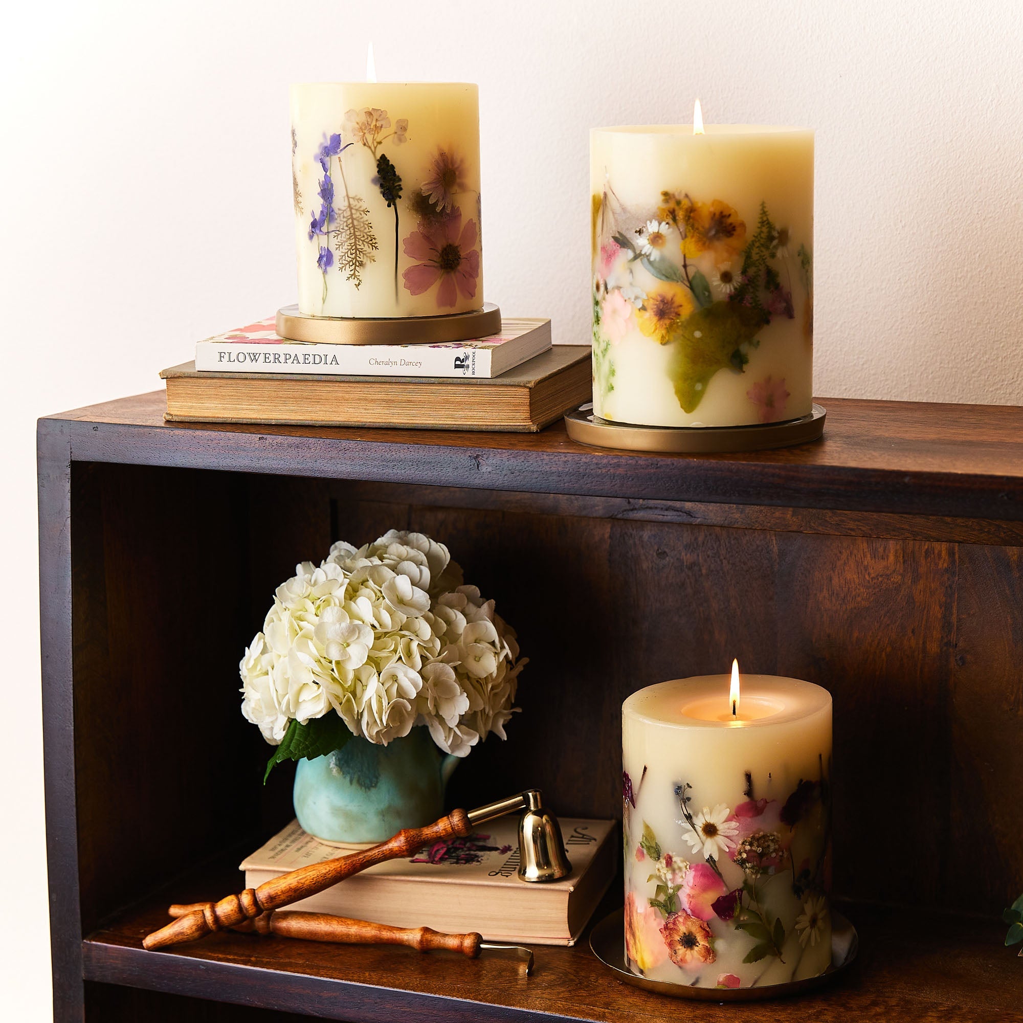 ROSY RINGS SCENTED BOTANICAL CANDLES