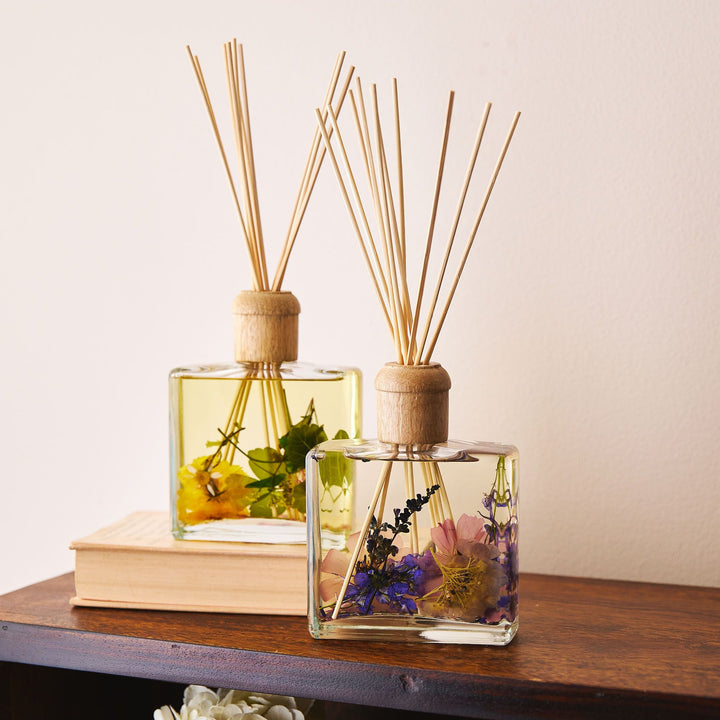 Large and Small Rosy Rings Honey Tobacco Scented Reed Diffuser